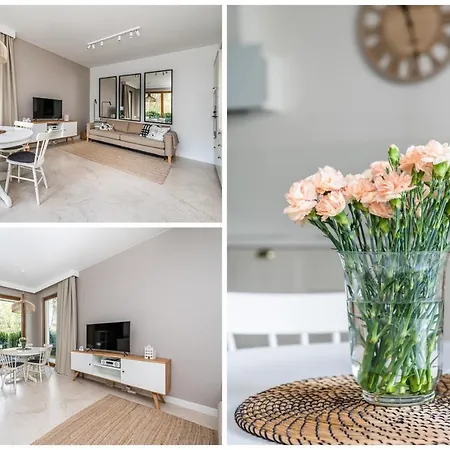 Nadmorski Dwor Seaside Stories